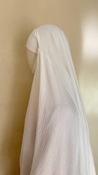 Saafiyah Khimar in White