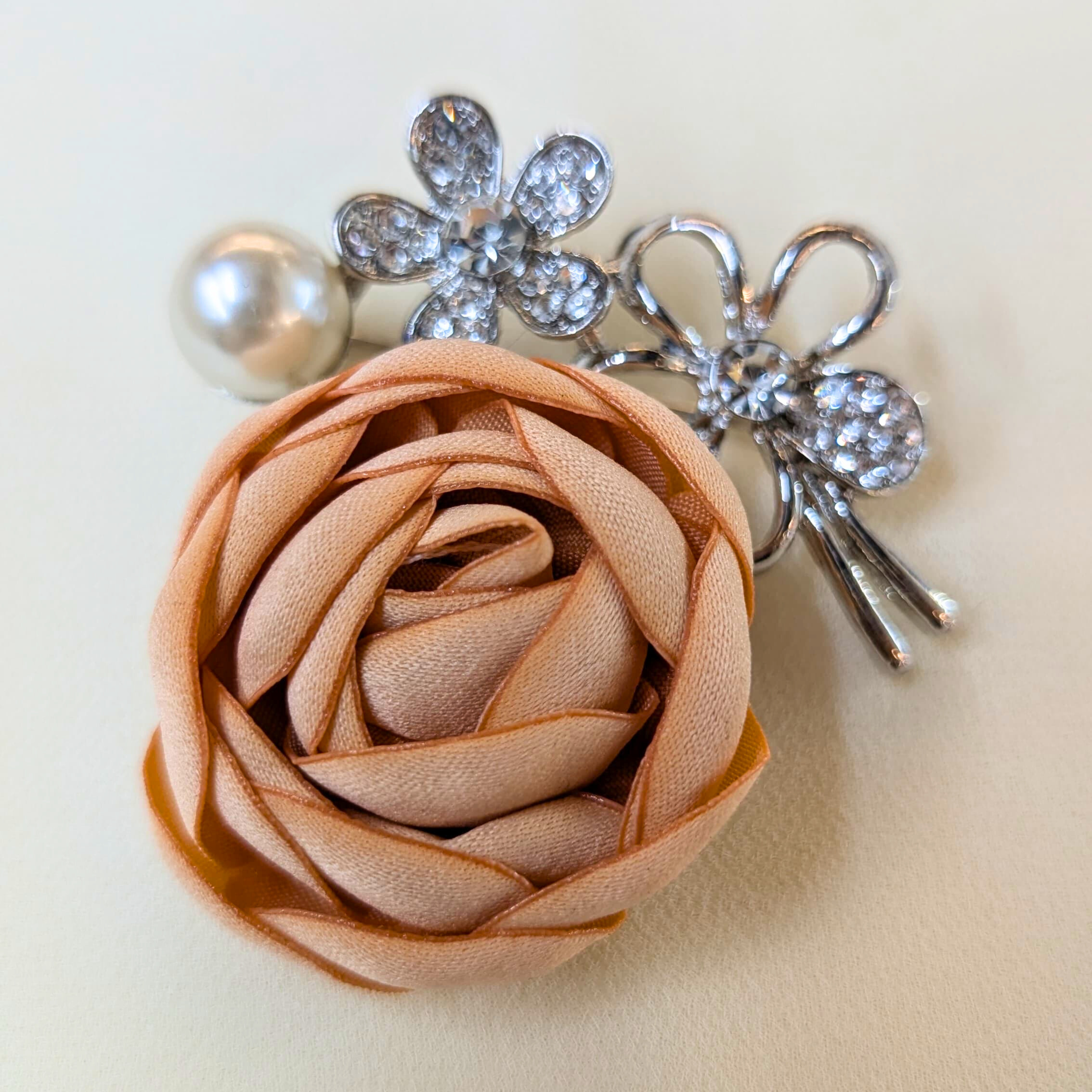 Rose Brooch pin.