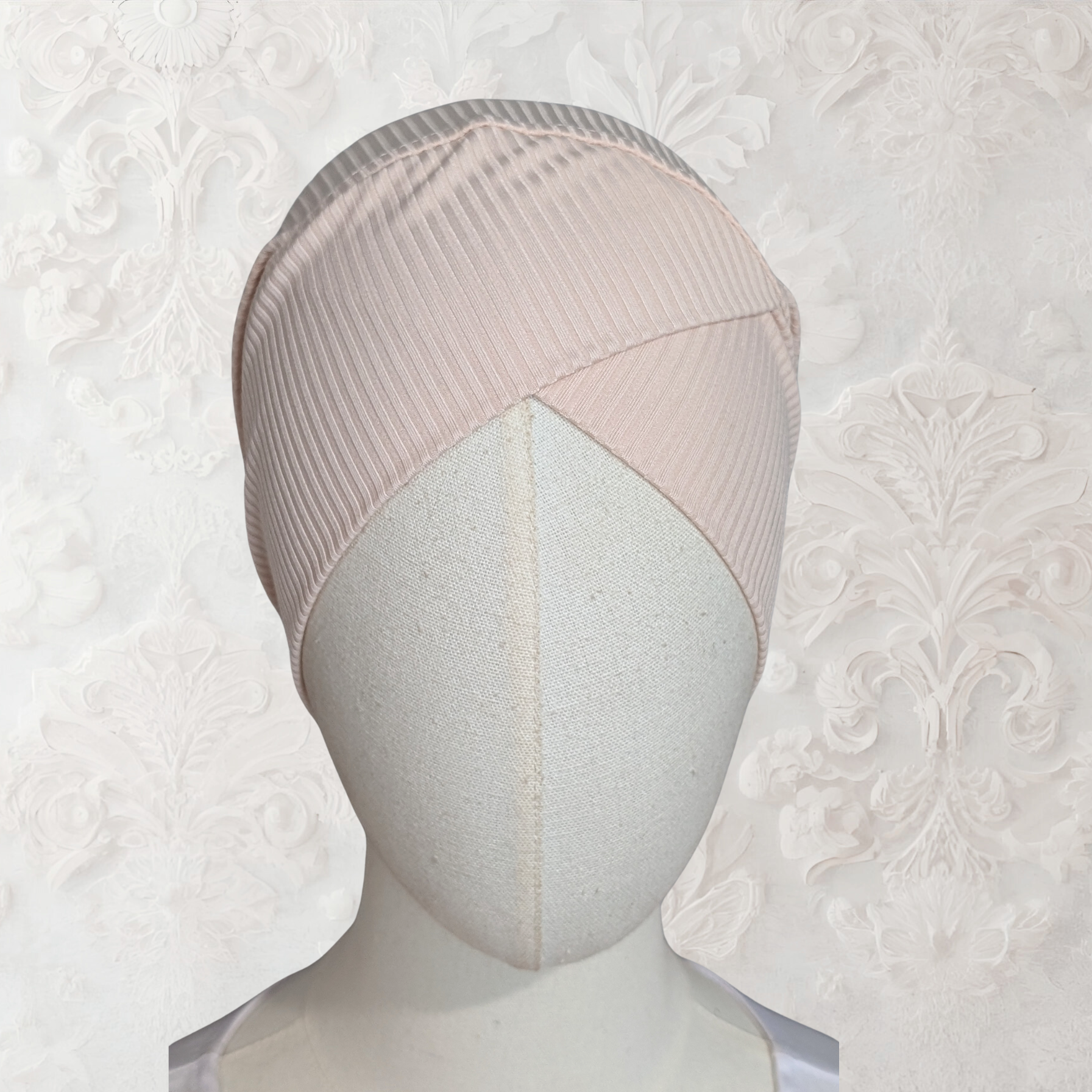 Ribbed Cross-Front Undercap