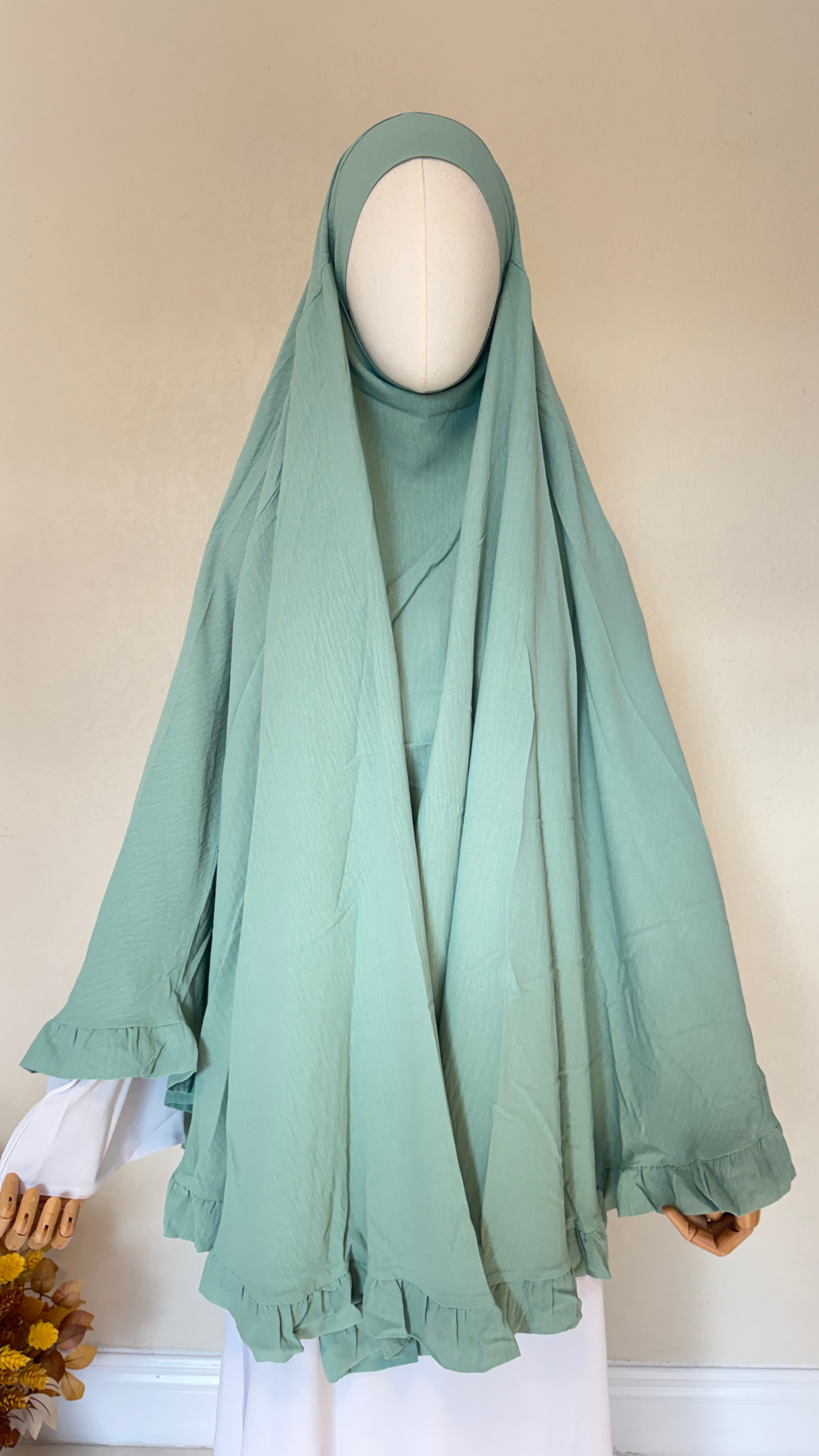Saafiyah Khimar in Mint Green