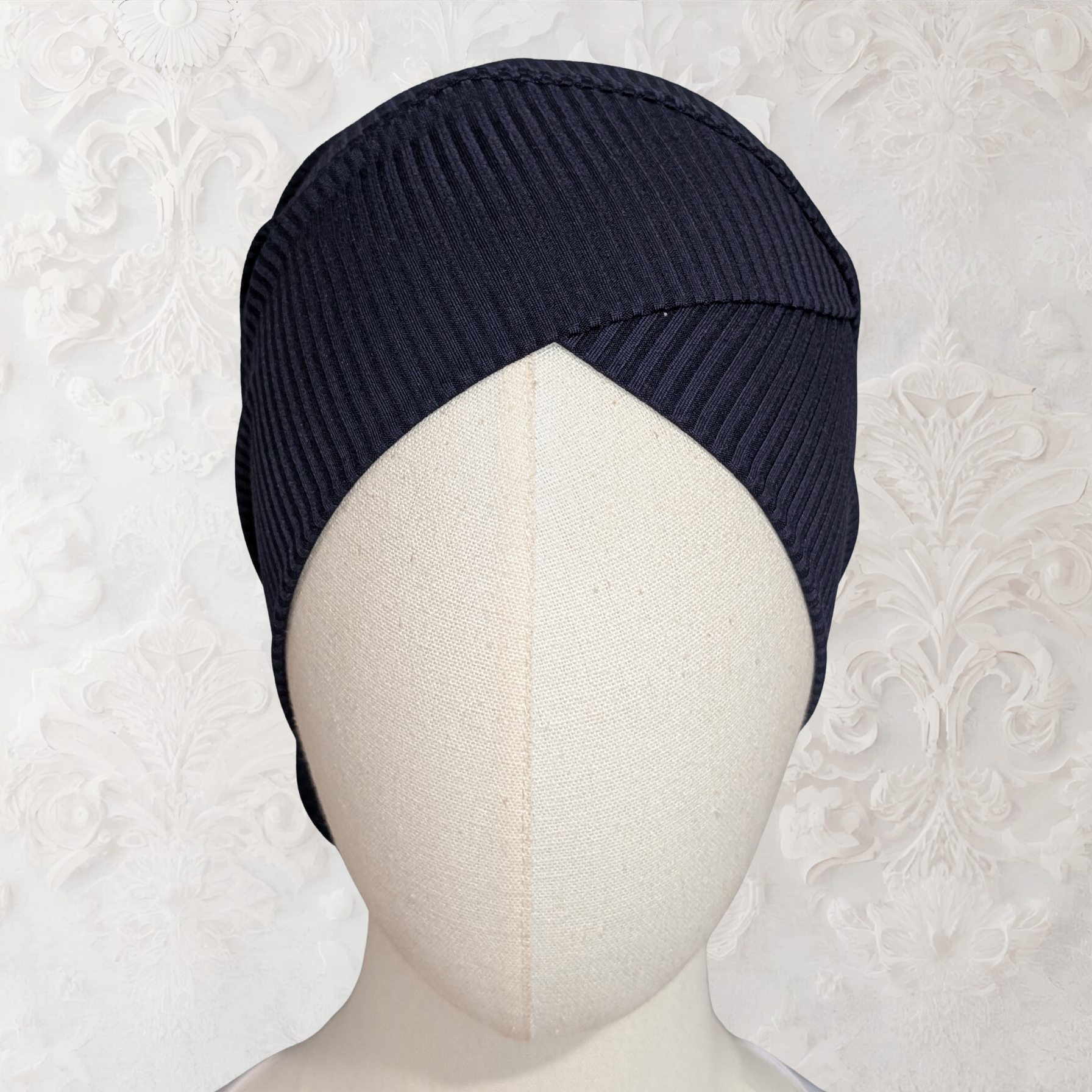 Ribbed Cross-Front Undercap