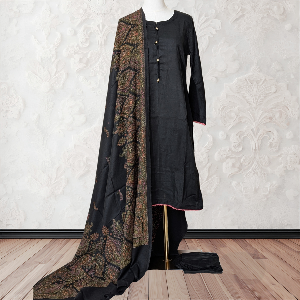 Winter Kurta Set with Embroidered Kashmiri-Style Shawl