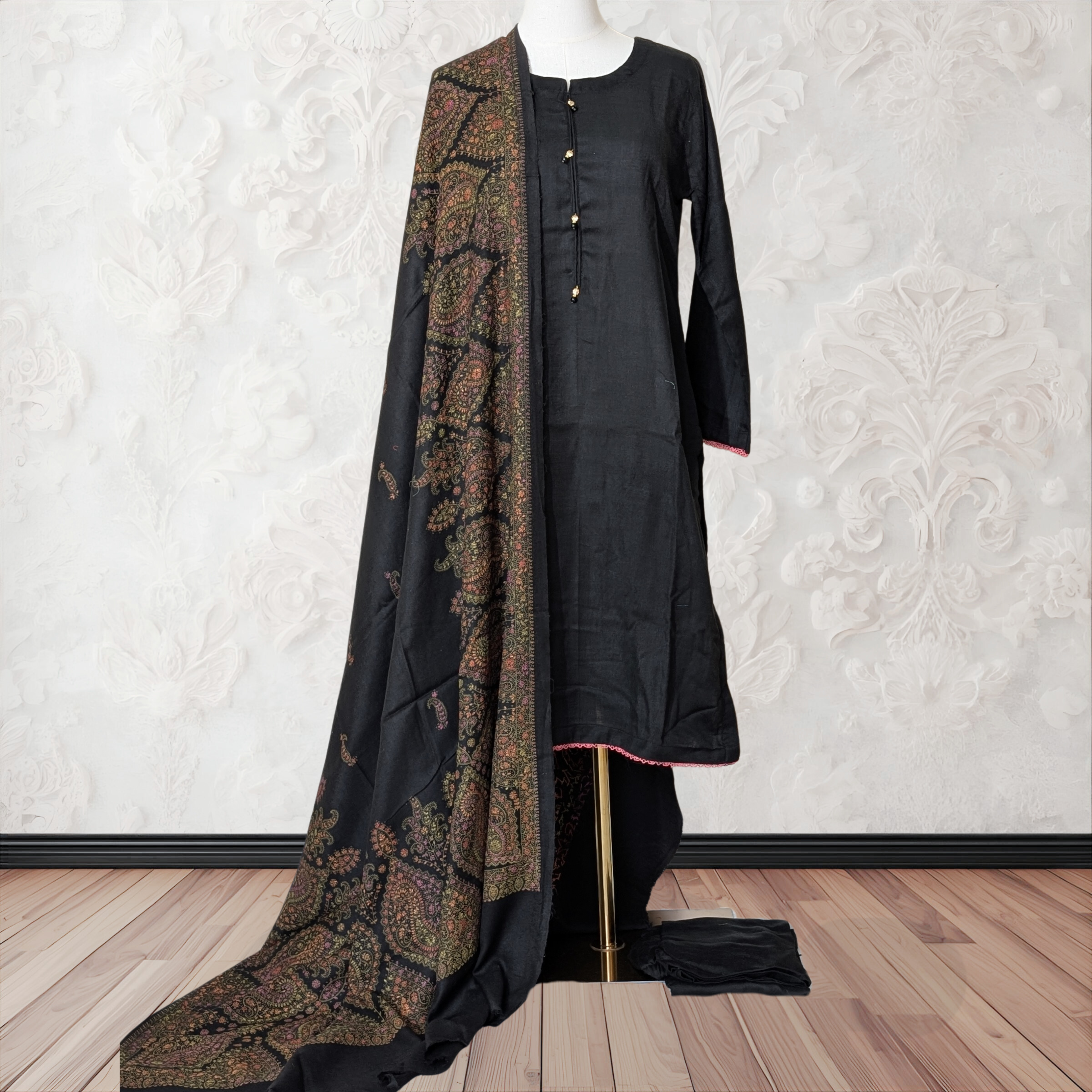 Winter Kurta Set with Embroidered Kashmiri-Style Shawl