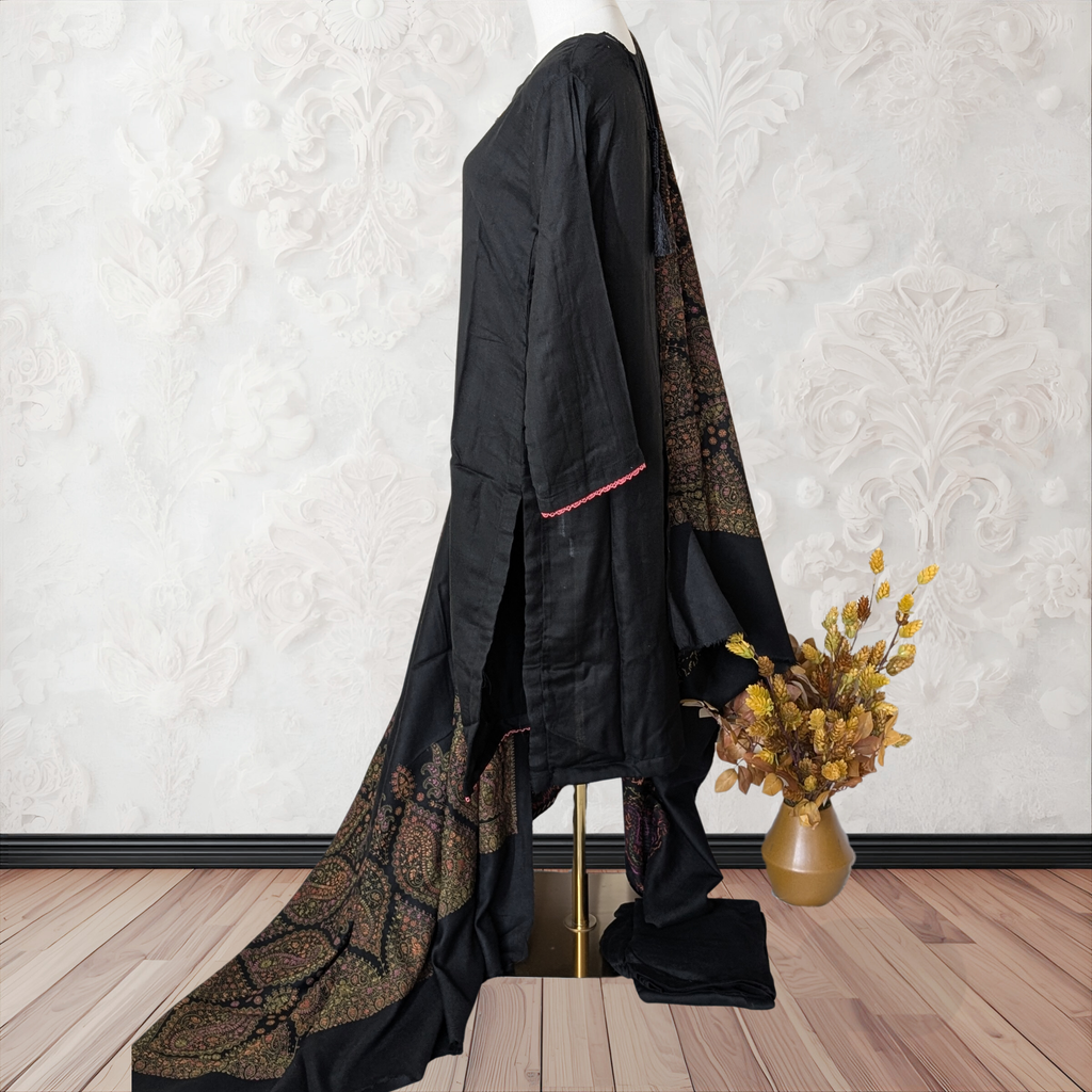 Winter Kurta Set with Embroidered Kashmiri-Style Shawl