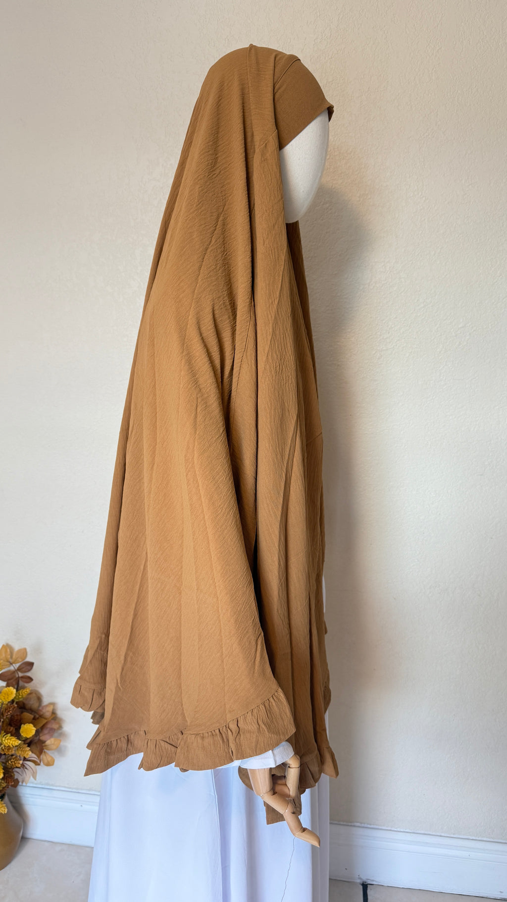 Saafiyah Khimar in Khaki