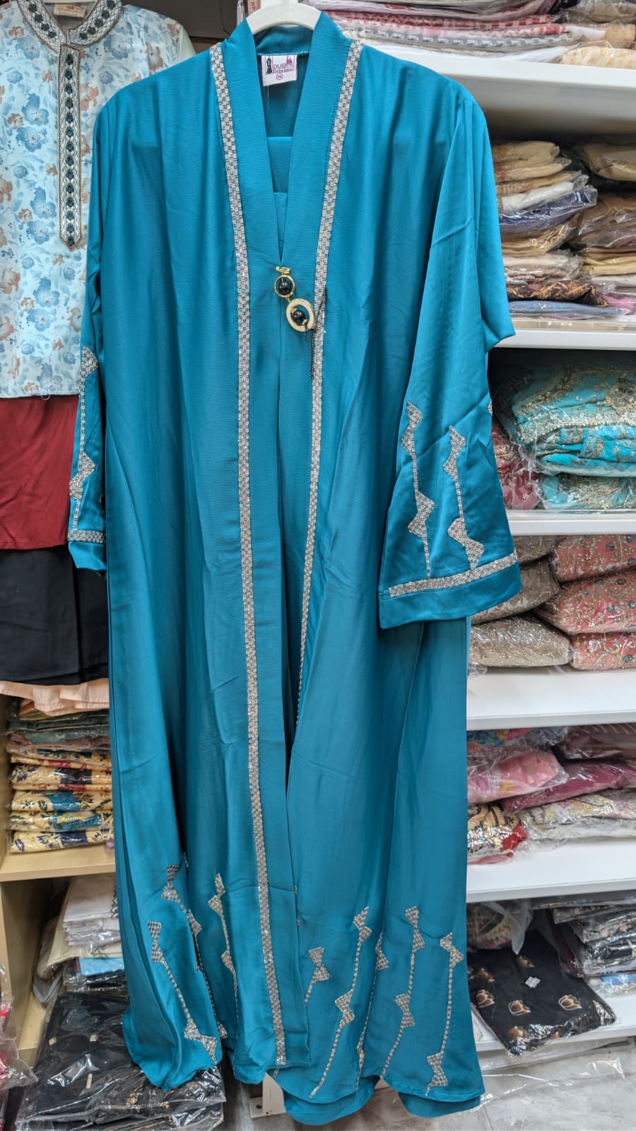 Delicate Abaya