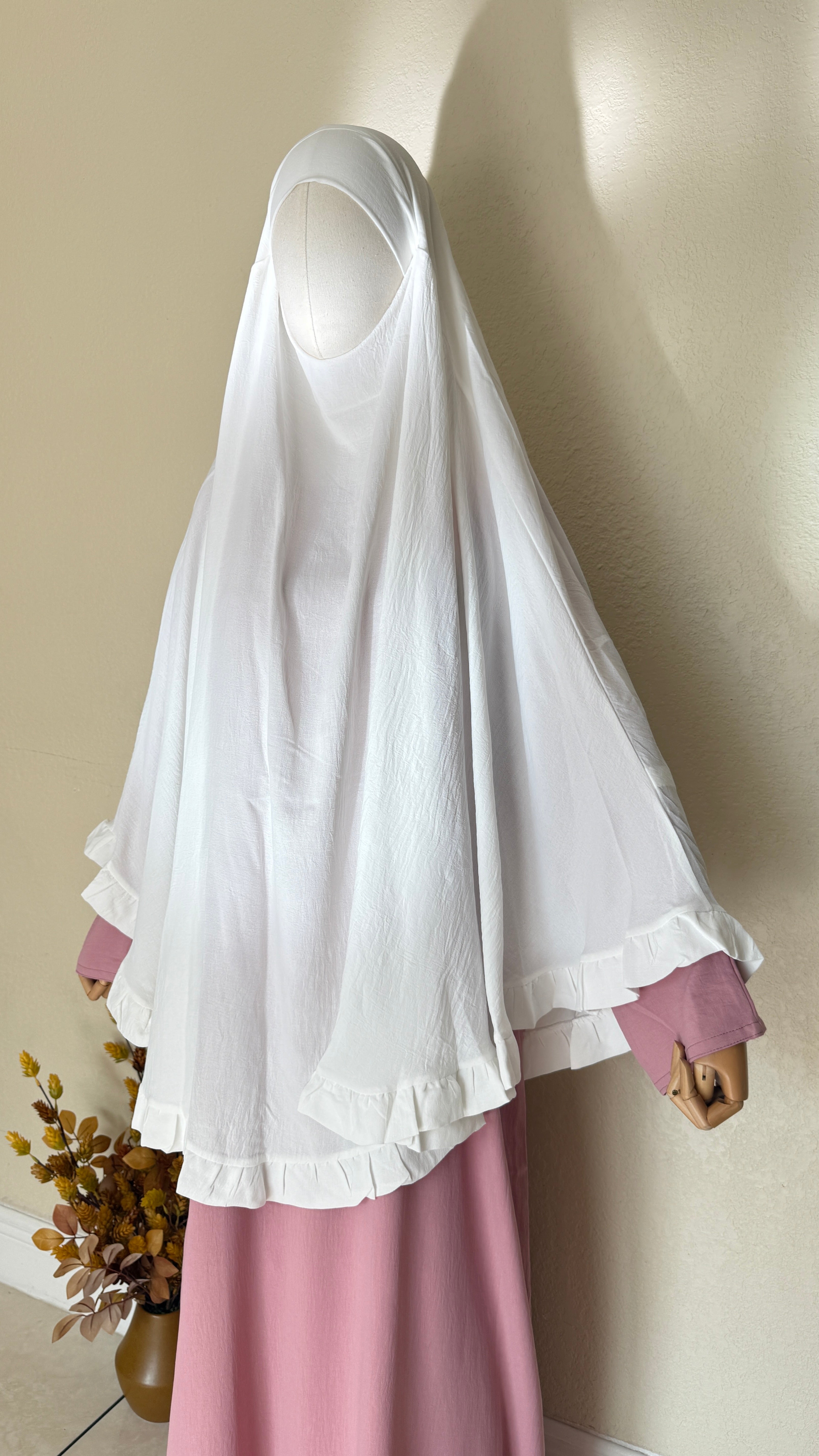 Saafiyah Khimar in White