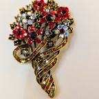 Vintage-Style Crystal Flower Bouquet Pins