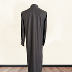 Hasanat Thobe in Gray