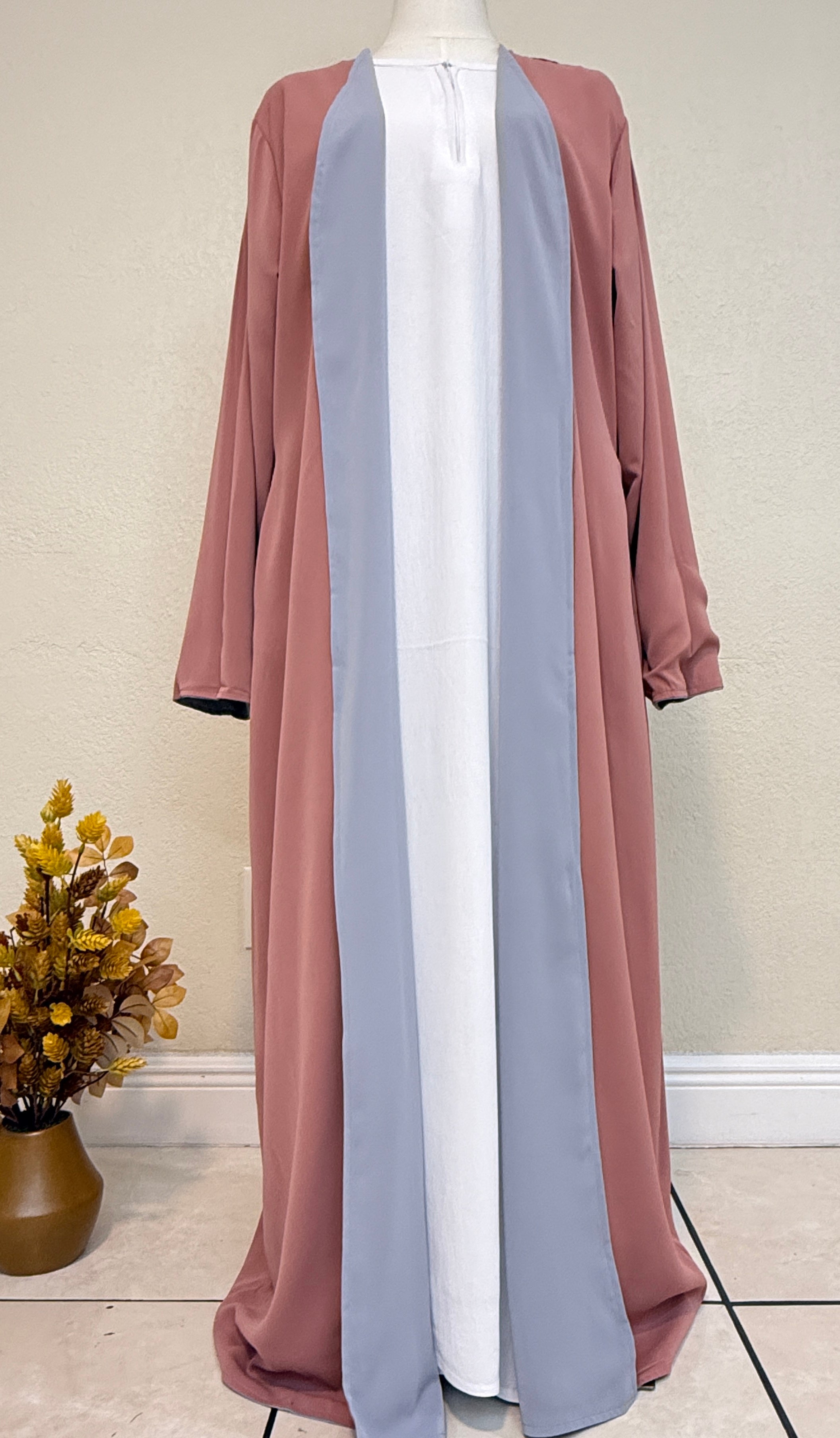 Zaira open Abaya in Mauve and Gray