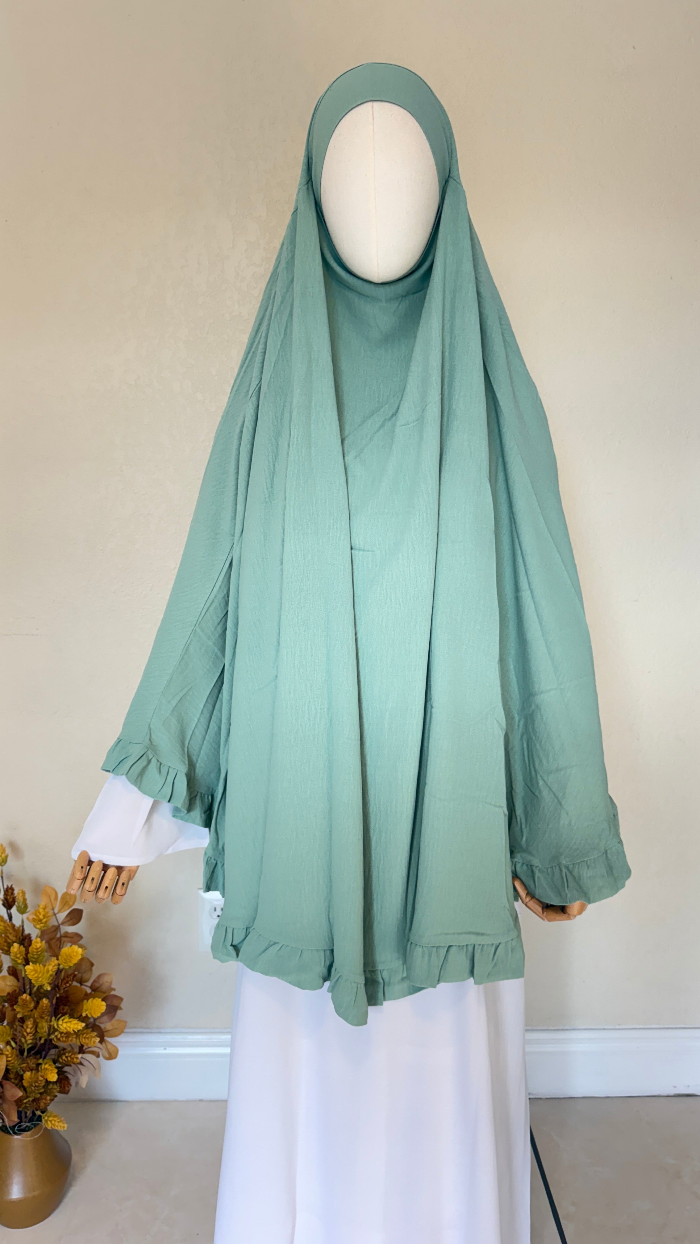 Saafiyah Khimar in Mint Green