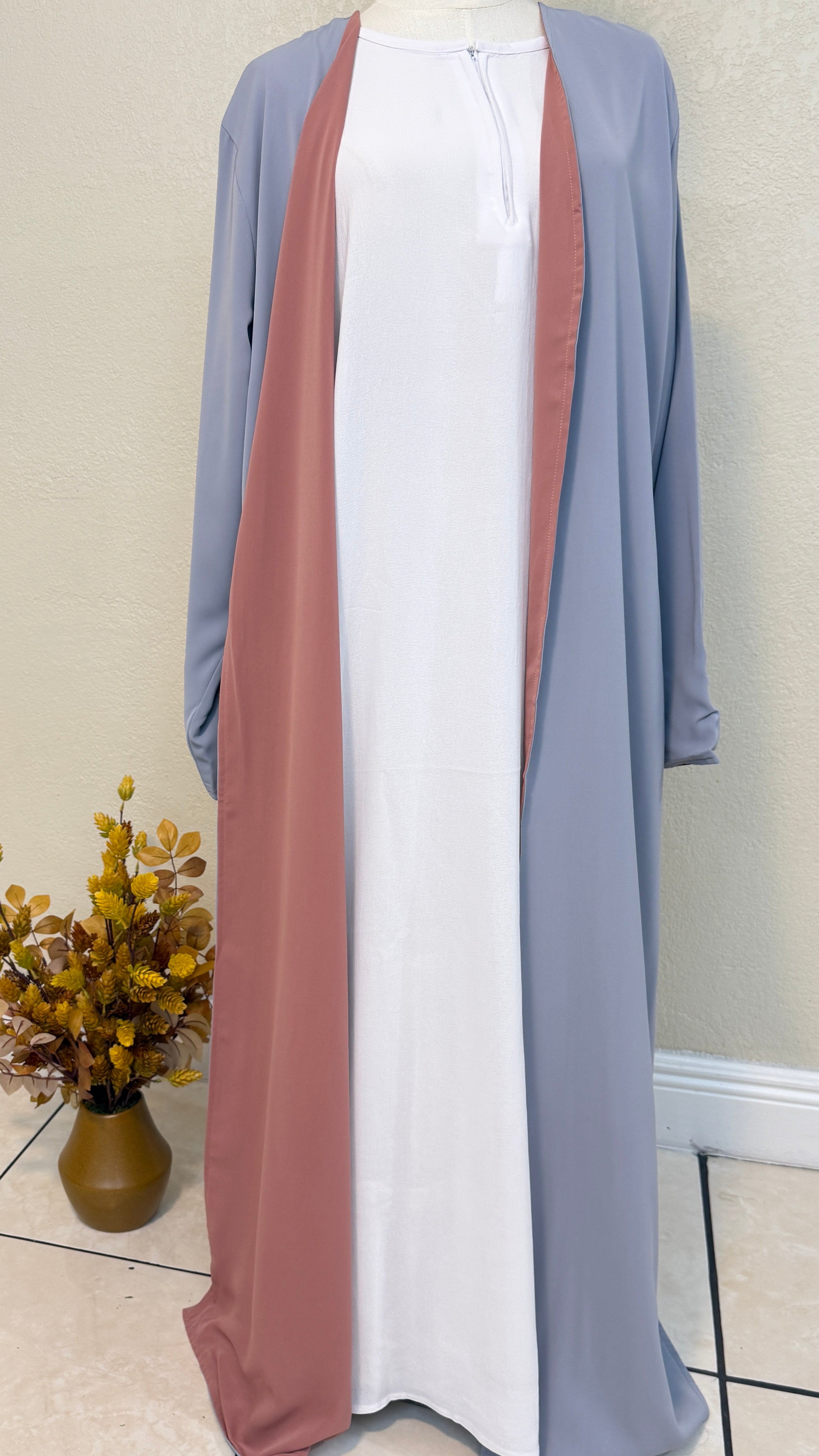 Zaira open Abaya in Mauve and Gray