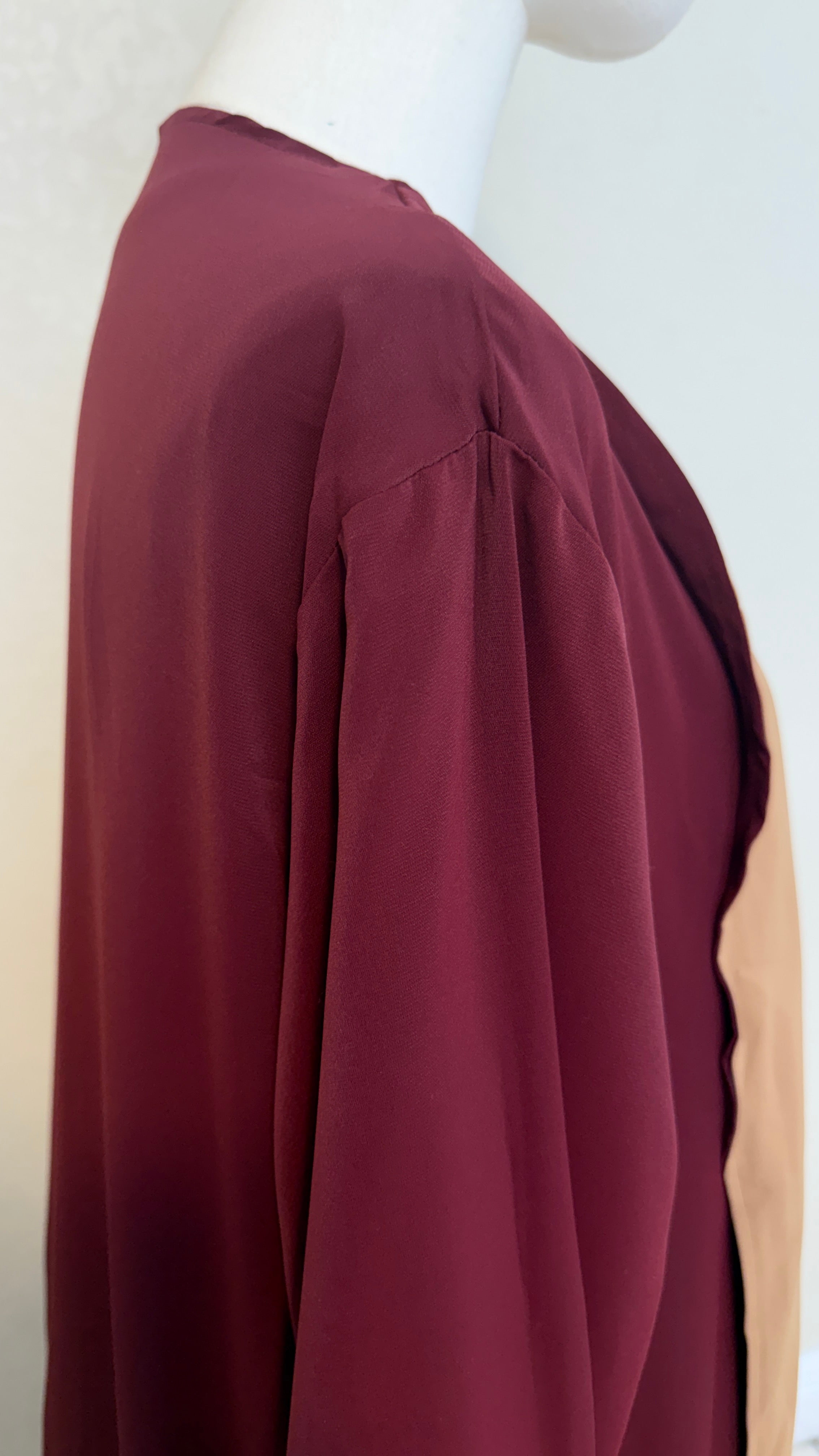 Zaira open Abaya in Maroon and Khaki